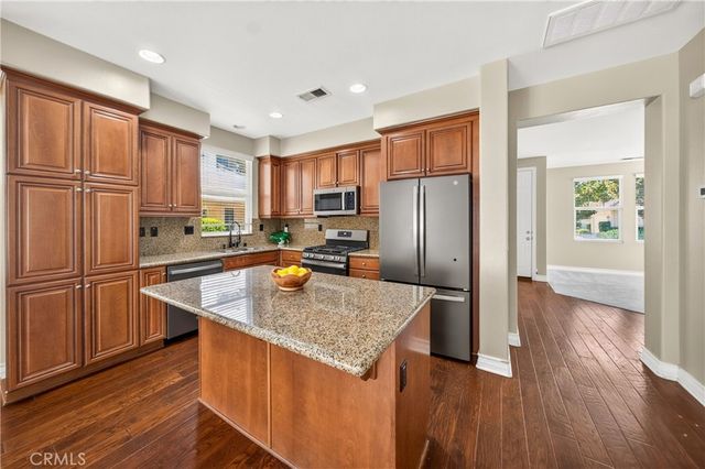 37183 Ascella Lane, Murrieta, CA 92563