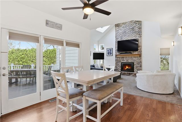 6 Shadow Creek, Penfield, NY 14526