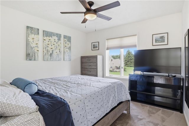 6 Shadow Creek, Penfield, NY 14526