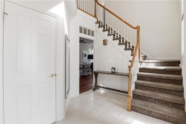 6 Shadow Creek, Penfield, NY 14526