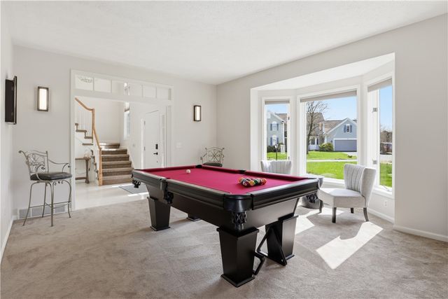 6 Shadow Creek, Penfield, NY 14526