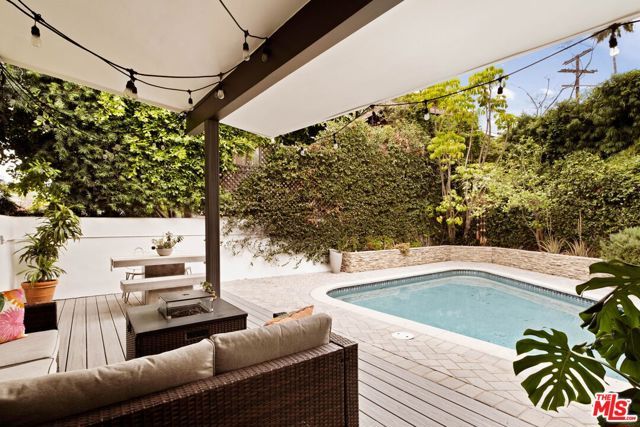303 Mavis Drive, Los Angeles, CA 90065
