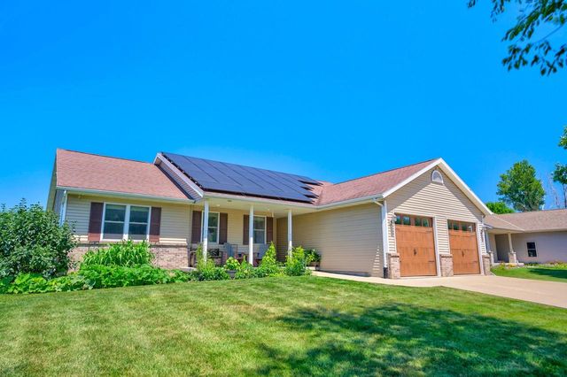 332 Sandridge Trail, Sun Prairie, WI 53590