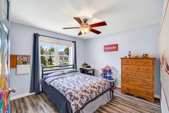 332 Sandridge Trail, Sun Prairie, WI 53590