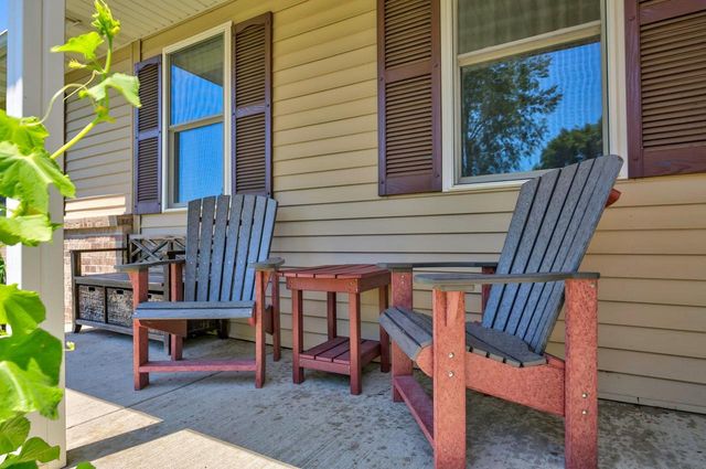 332 Sandridge Trail, Sun Prairie, WI 53590