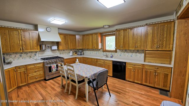 502 S Main Street, Eaton Rapids, MI 48827