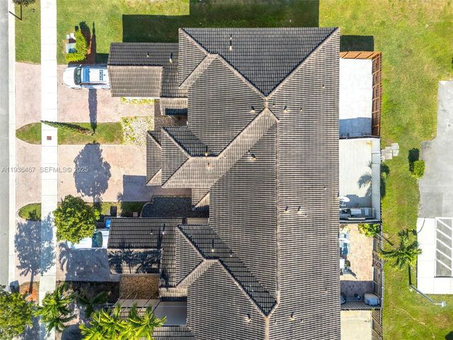 851 SW 154th Path 851, Miami, FL 33194