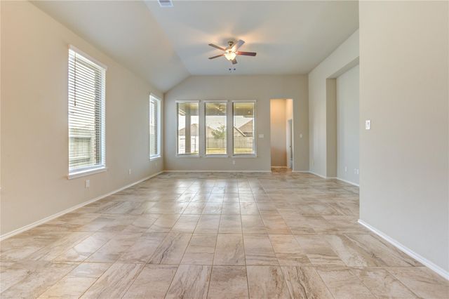 4727 Crest Hill Drive, Manvel, TX 77578