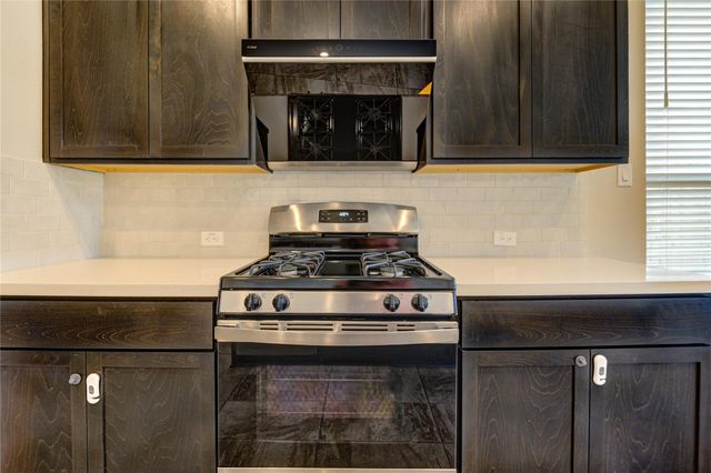 4727 Crest Hill Drive, Manvel, TX 77578