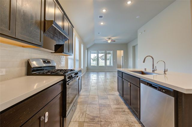 4727 Crest Hill Drive, Manvel, TX 77578