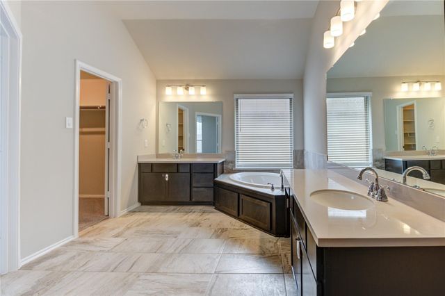 4727 Crest Hill Drive, Manvel, TX 77578