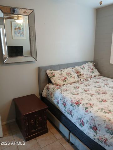 2431 W SELDON Lane, Phoenix, AZ 85021