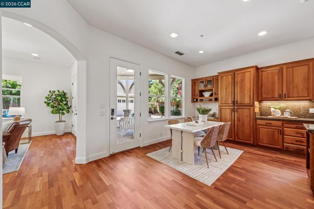 2755 Vernazza Dr, Livermore, CA 94550