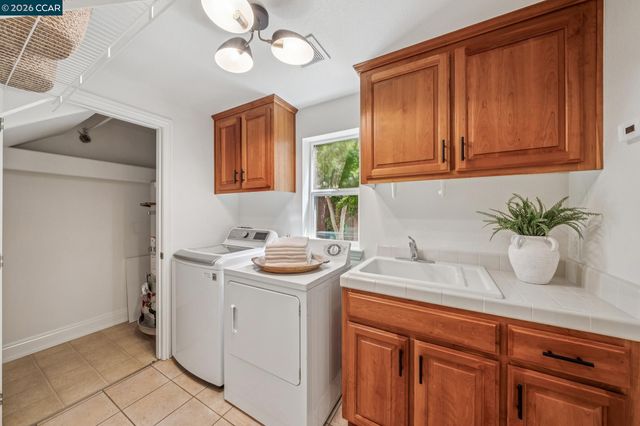 2755 Vernazza Dr, Livermore, CA 94550