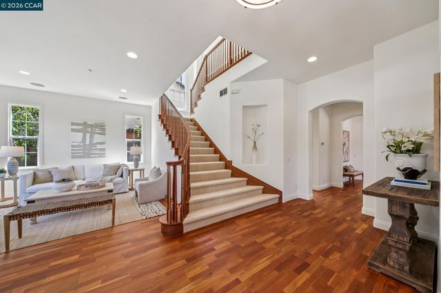 2755 Vernazza Dr, Livermore, CA 94550