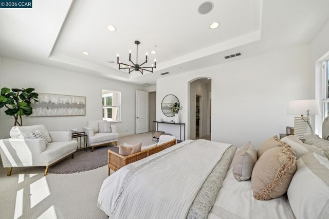 2755 Vernazza Dr, Livermore, CA 94550