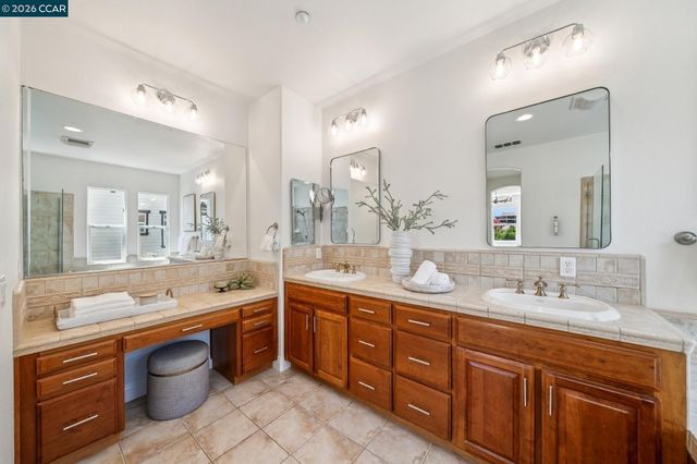 2755 Vernazza Dr, Livermore, CA 94550