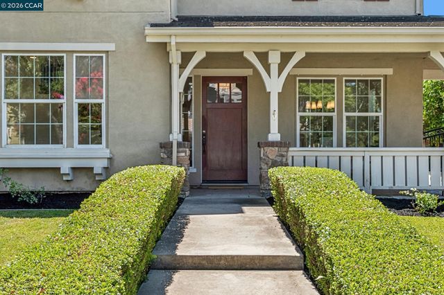2755 Vernazza Dr, Livermore, CA 94550