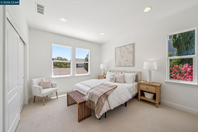 2755 Vernazza Dr, Livermore, CA 94550