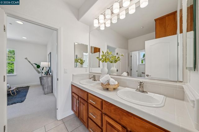 2755 Vernazza Dr, Livermore, CA 94550