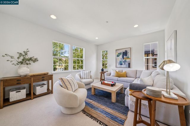 2755 Vernazza Dr, Livermore, CA 94550
