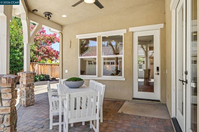 2755 Vernazza Dr, Livermore, CA 94550