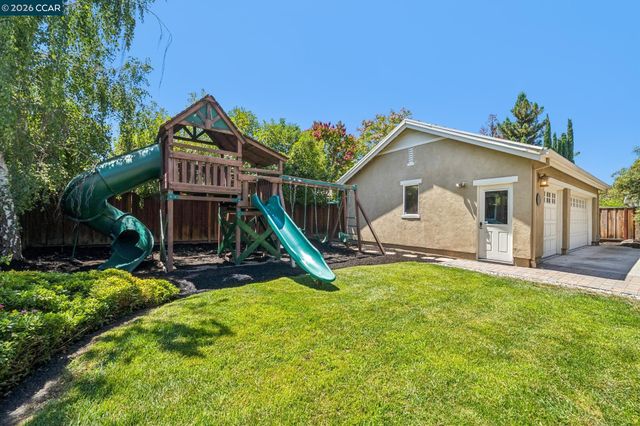 2755 Vernazza Dr, Livermore, CA 94550
