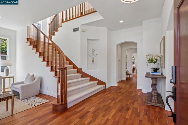 2755 Vernazza Dr, Livermore, CA 94550