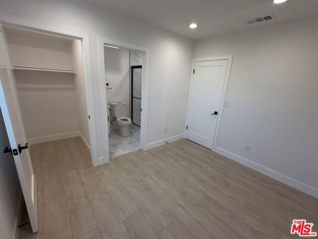 1625 W 37th Place, Los Angeles, CA 90018