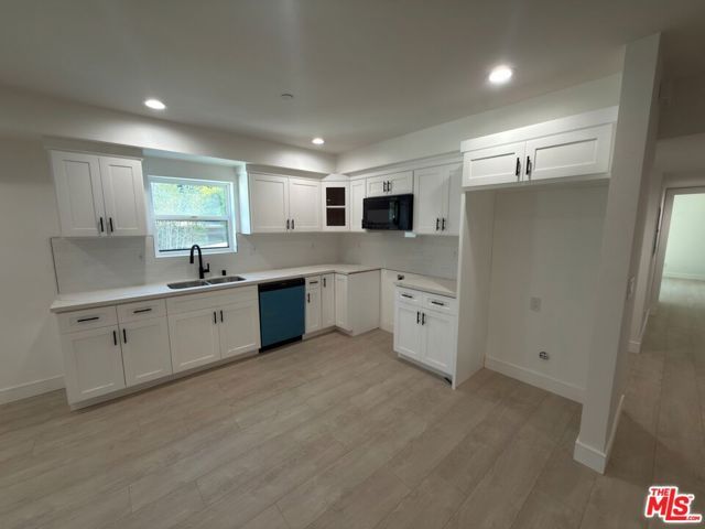 1625 W 37th Place, Los Angeles, CA 90018