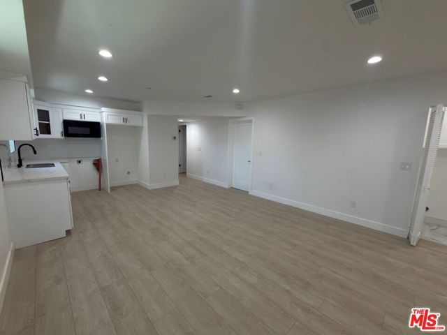 1625 W 37th Place, Los Angeles, CA 90018