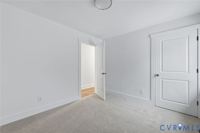 303 Dry Bridge Rd, Farmville, VA 23901