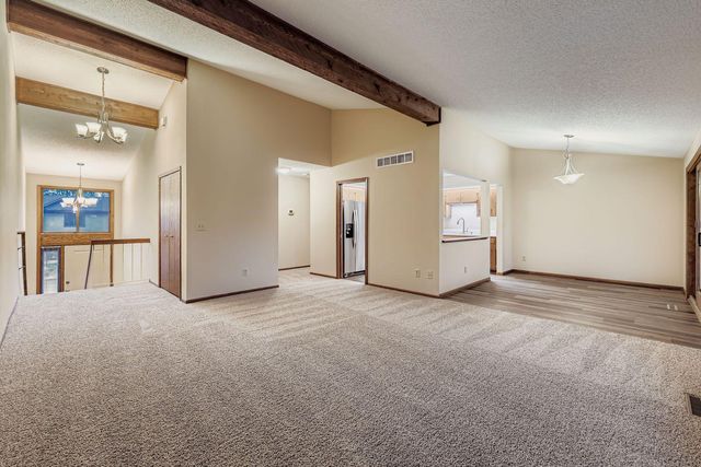 5509 Hyland Courts Drive, Bloomington, MN 55437