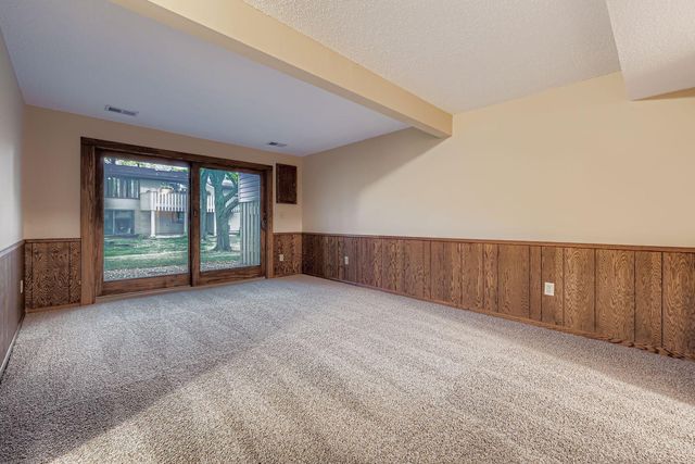 5509 Hyland Courts Drive, Bloomington, MN 55437