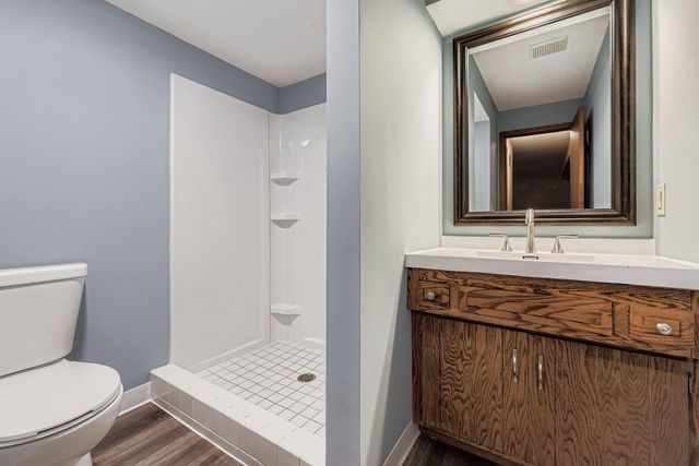 5509 Hyland Courts Drive, Bloomington, MN 55437