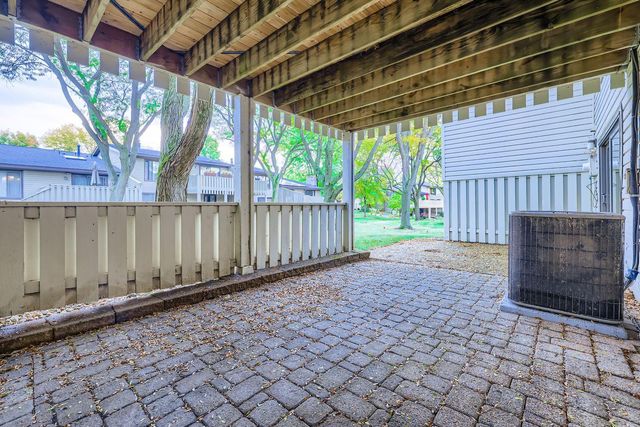 5509 Hyland Courts Drive, Bloomington, MN 55437