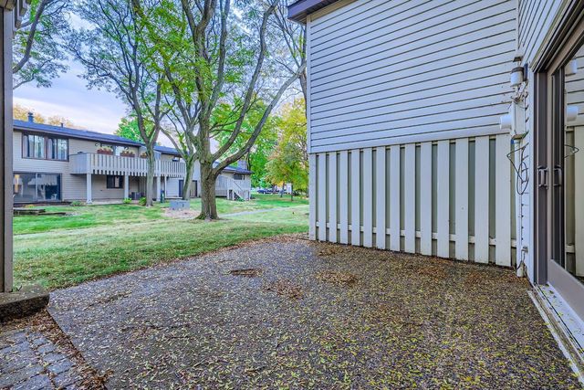 5509 Hyland Courts Drive, Bloomington, MN 55437