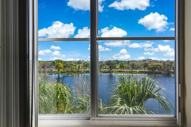1660 Renaissance Commons Boulevard 2407, Boynton Beach, FL 33426
