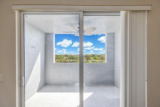 1660 Renaissance Commons Boulevard 2407, Boynton Beach, FL 33426