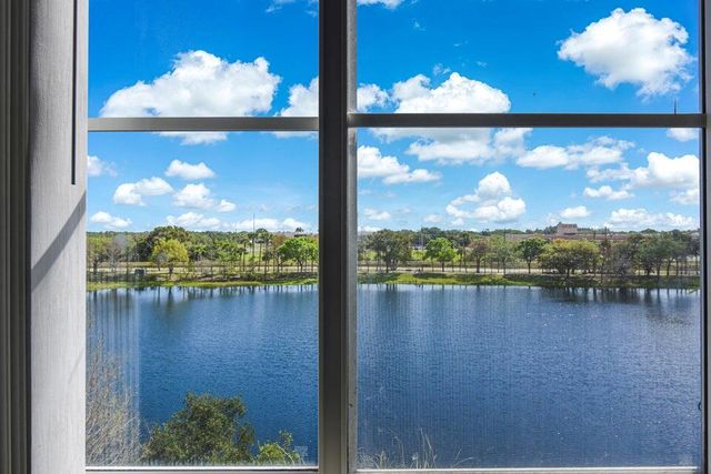 1660 Renaissance Commons Boulevard 2407, Boynton Beach, FL 33426