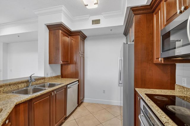 1660 Renaissance Commons Boulevard 2407, Boynton Beach, FL 33426