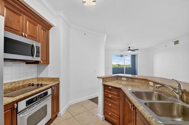1660 Renaissance Commons Boulevard 2407, Boynton Beach, FL 33426