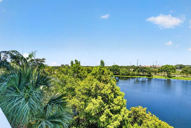 1660 Renaissance Commons Boulevard 2407, Boynton Beach, FL 33426