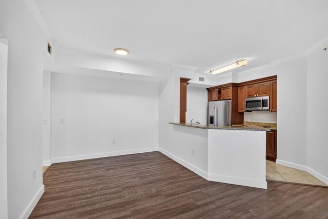 1660 Renaissance Commons Boulevard 2407, Boynton Beach, FL 33426