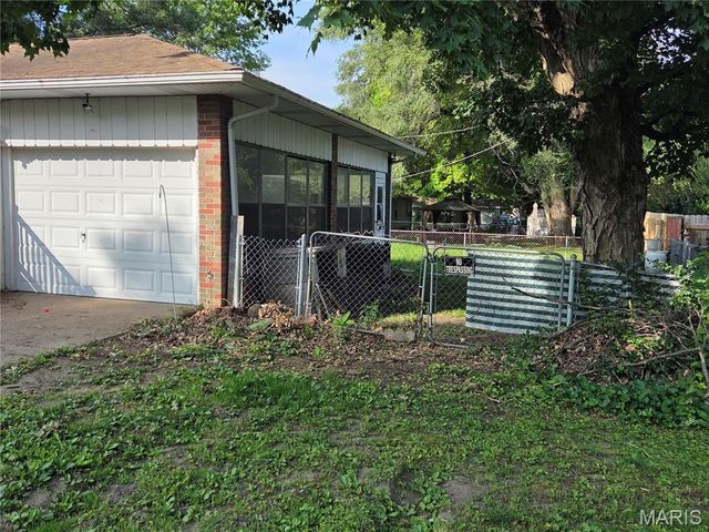 813 Otto Street, Cahokia, IL 62206