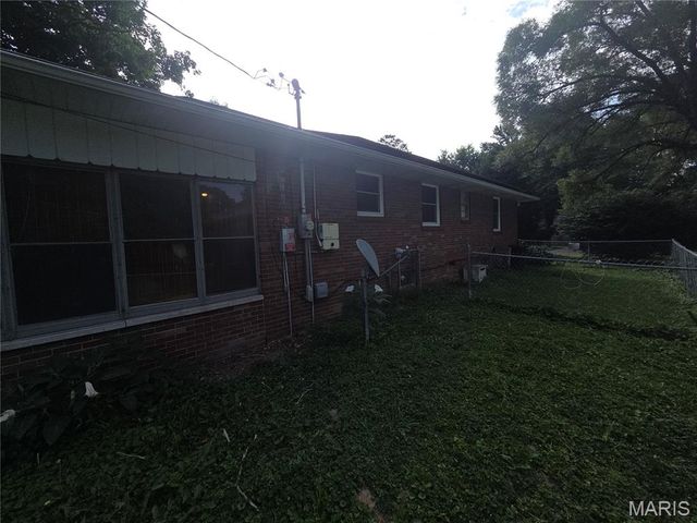 813 Otto Street, Cahokia, IL 62206