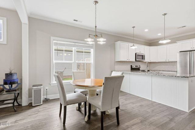 709 S Pollock Street, Selma, NC 27576