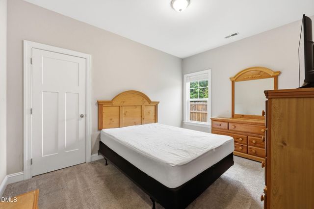 709 S Pollock Street, Selma, NC 27576