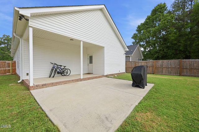 709 S Pollock Street, Selma, NC 27576