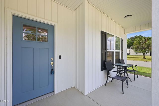709 S Pollock Street, Selma, NC 27576